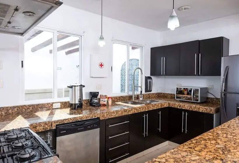 Quarto standard, Ola De Mar