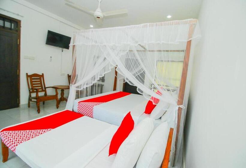 Triple Room Sea View, Onaro Beach View