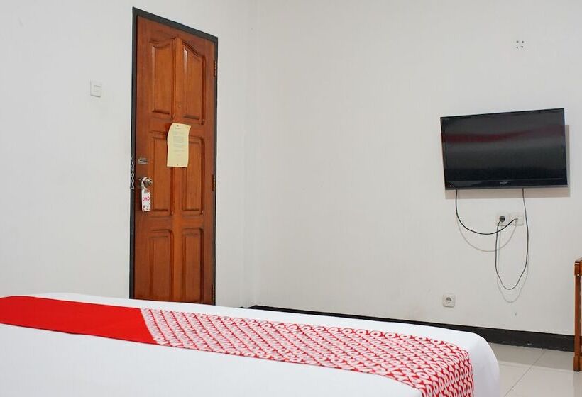 디럭스 룸, Oyo 1333 Wisata