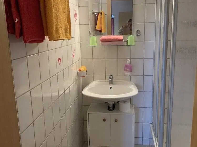 Standard Kolmen Hengen Huone, Pension Zur Kurfürstin