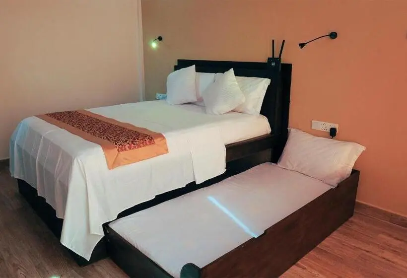 Deluxe Kolmen Hengen Huone, Woodycrest