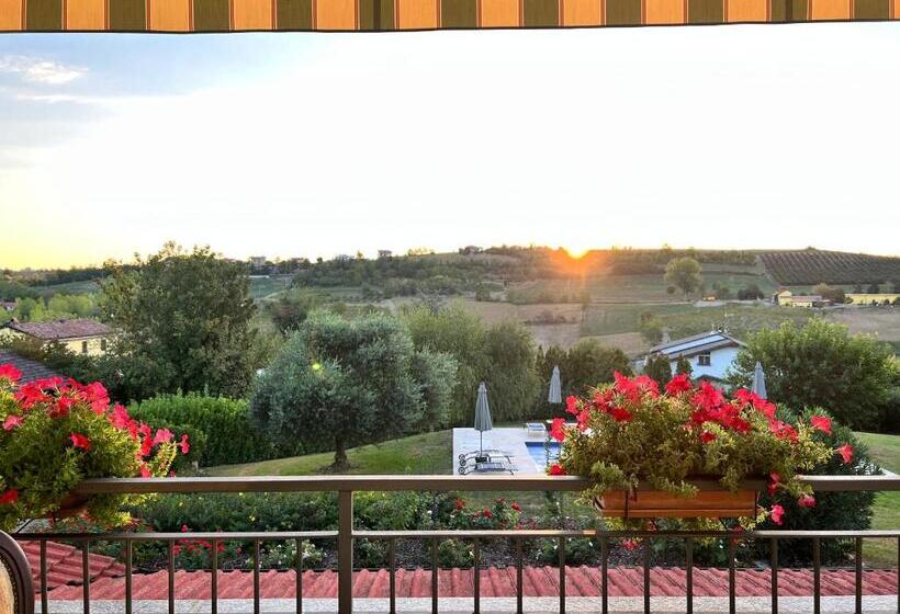 キングサイズベッドのスーペリアルーム, Cascina Il Volo