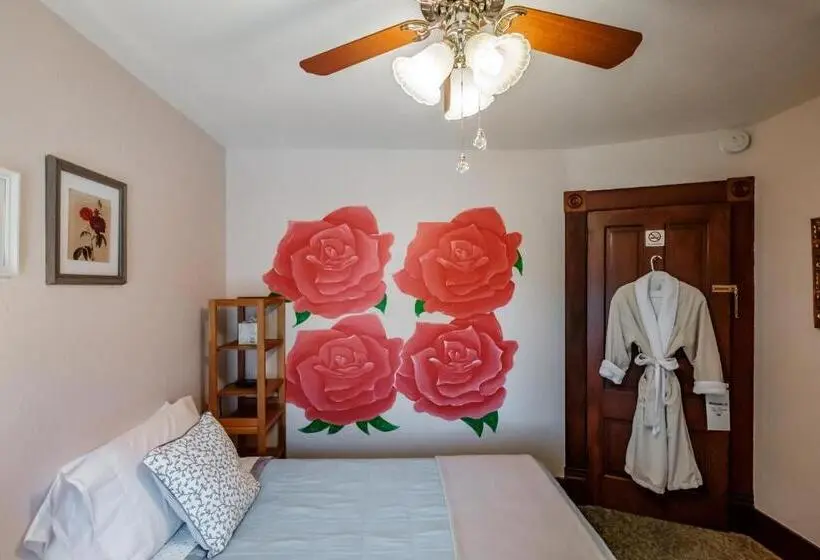 バスルーム共有のシングルスタンダード, Mamere's Guest House