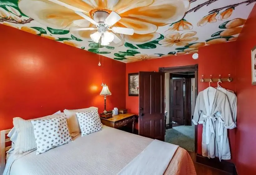 バス共有のスタンダードルーム, Mamere's Guest House