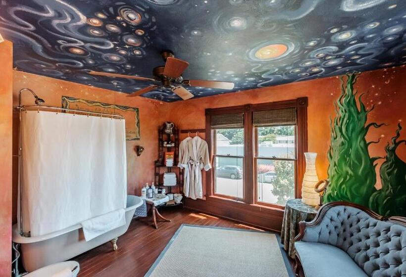 标准间, Mamere's Guest House