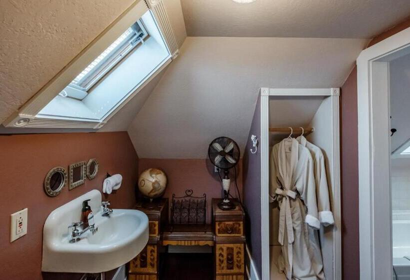 Номер Deluxe, Mamere's Guest House