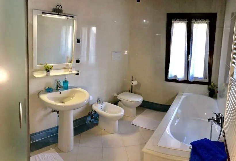 Standard-huone Puutarhanäkymä, Villa Casa Sonia
