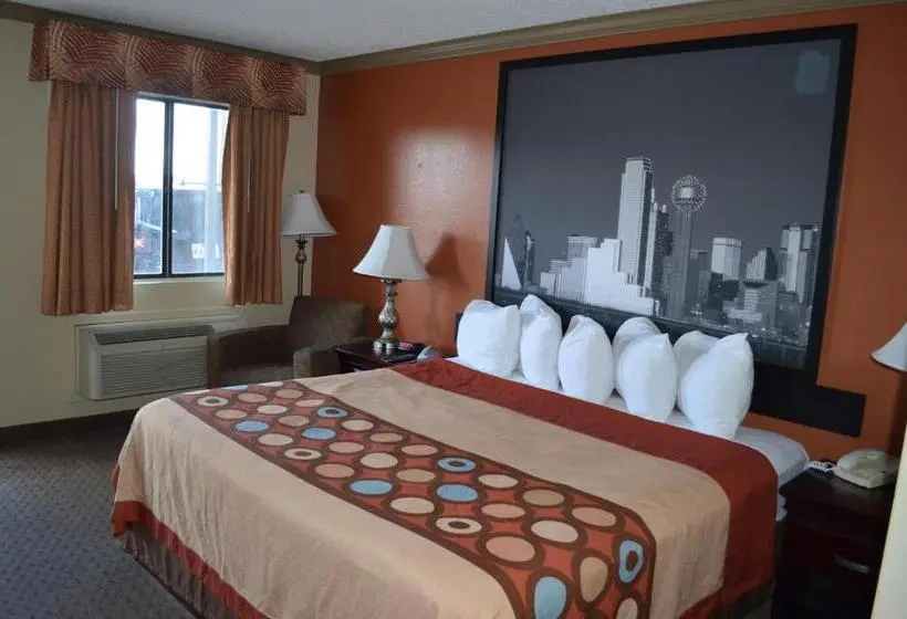 キングサイズベッドのデラックスルーム, Hill Country Inn And Suite