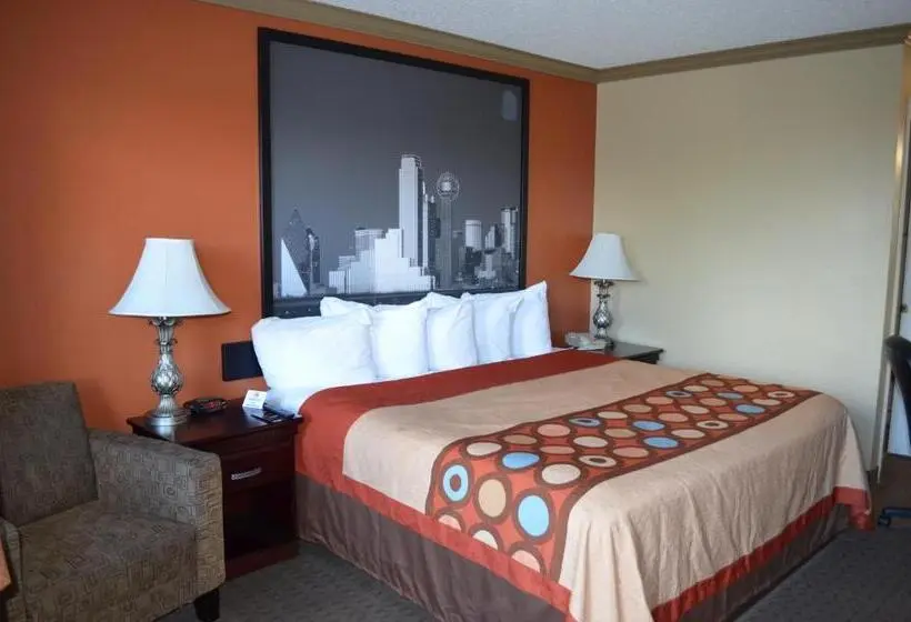 キングサイズベッドのデラックスルーム, Hill Country Inn And Suite