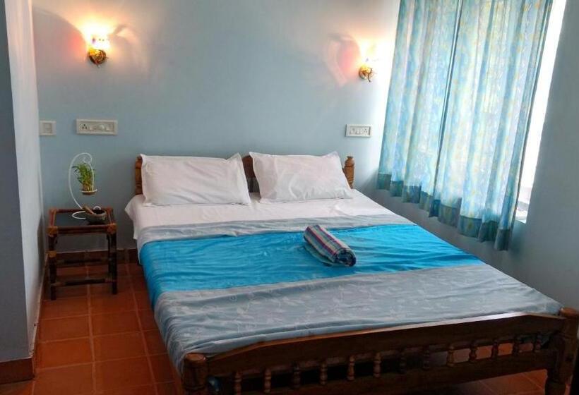 اتاق خانوادگی با چشمانداز دریا, Kadalamma Beach Homestay