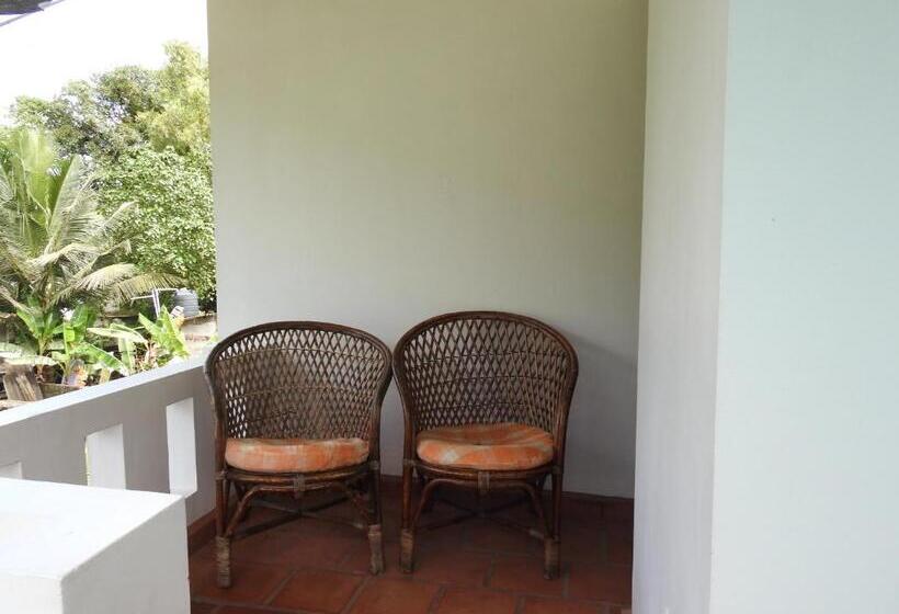 اتاق لوکس با چشمانداز دریا, Kadalamma Beach Homestay