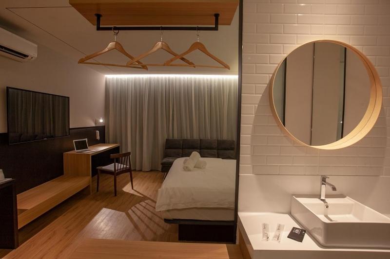 Quarto Deluxe Cama King, Hako