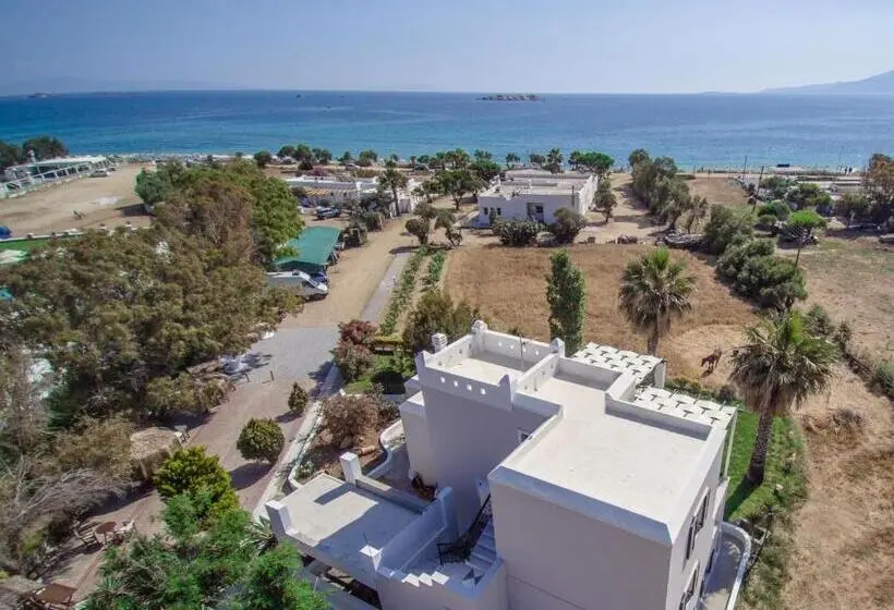 １ベッドルームのコンフォーとアパートメント, Glaronissi Beach