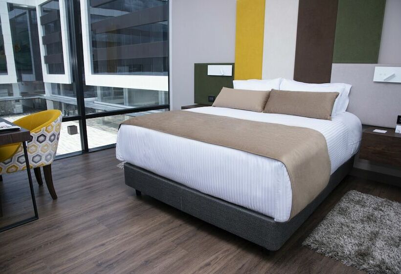 小型套房, Sabana Park