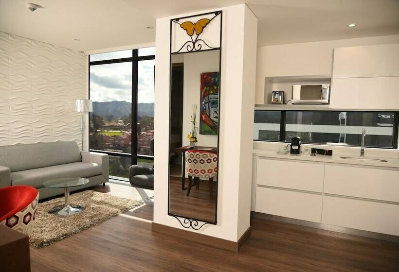 小型套房, Sabana Park