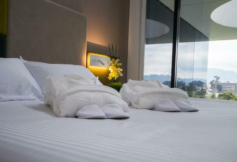 高级大房间, Sabana Park