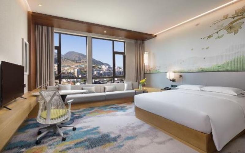 Quarto Estandar Cama King, Hilton Garden Inn Nujiang