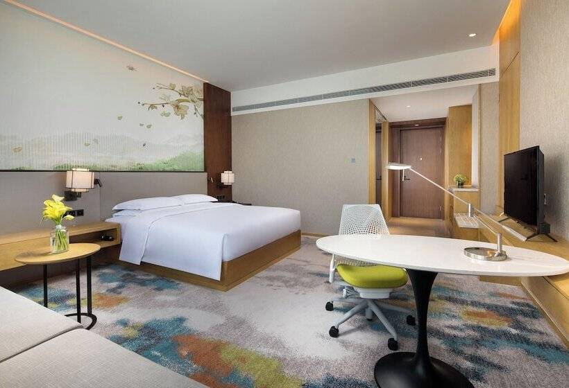 חדר סטנדרט מיטה זוגית, Hilton Garden Inn Nujiang