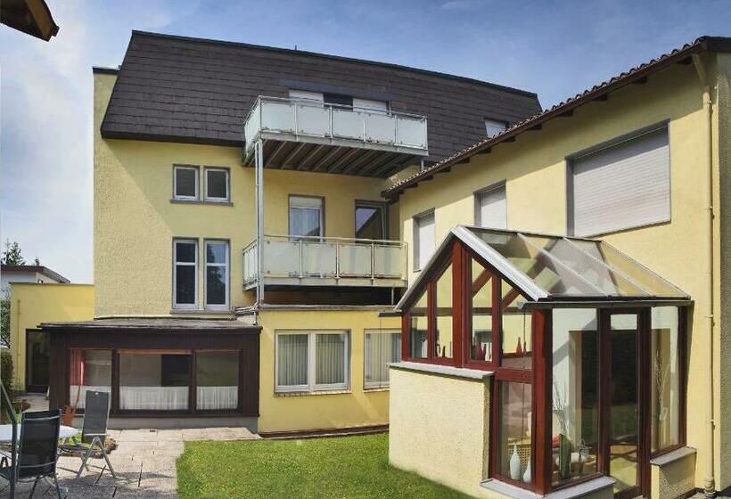 דירה בת חדר שינה 1 עם מרפסת, Ferienwohnungen Lippold