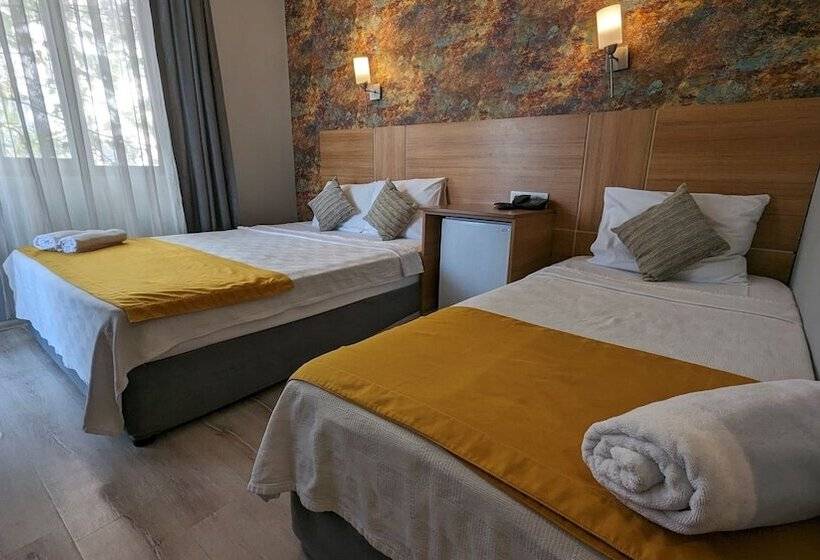 اتاق استاندارد سه نفره, Antalya Ramona