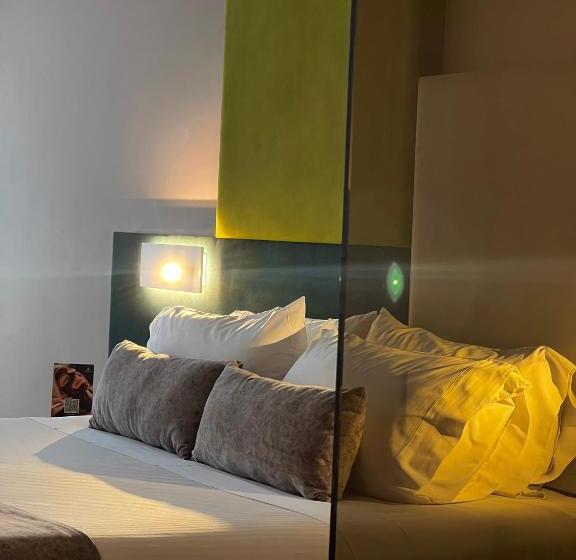 豪华房间, Sabana Park