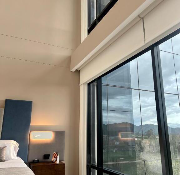 Quarto Superior, Sabana Park