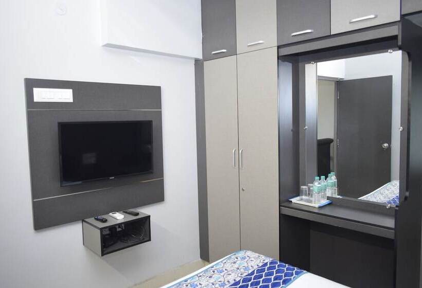 Deluxe Rum, Viswa Residency By Azalea