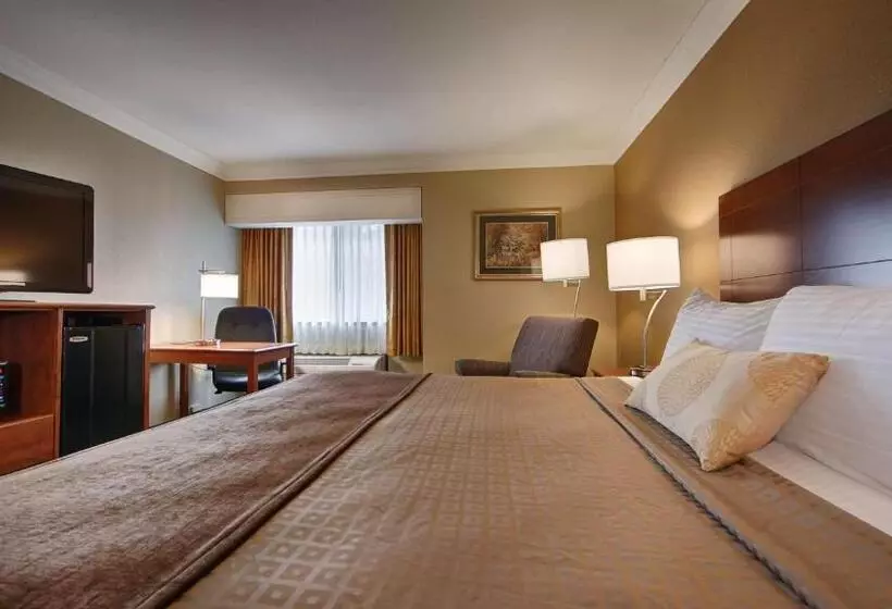اتاق استاندارد با تخت بزرگ برای معلولان, Best Western John Muir Inn