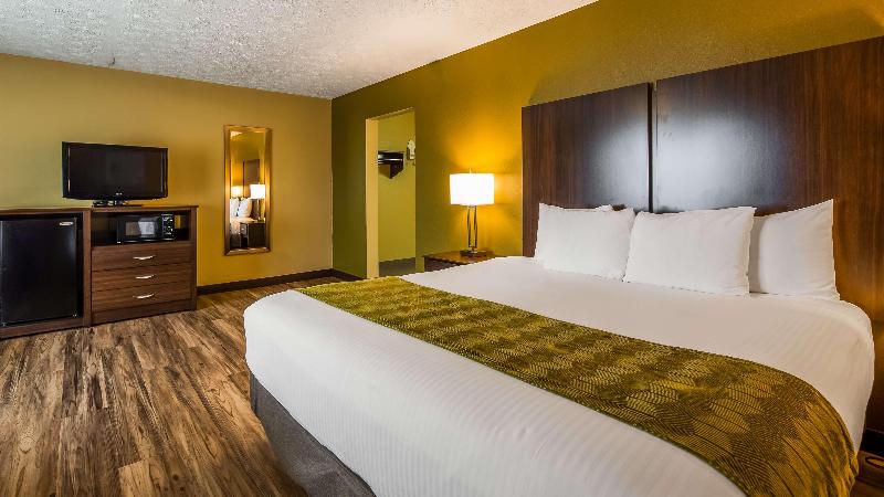 キングサイズベッドのスタンダードルーム, Best Western Plaza Inn