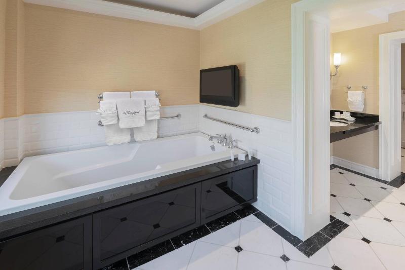 اتاق استاندارد برای معلولان, Best Western Plaza Inn