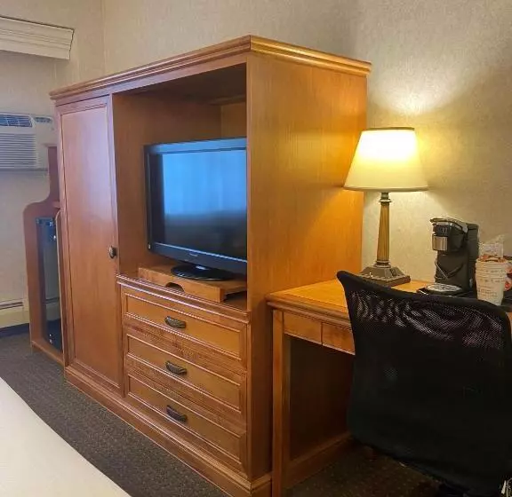 身障者適用キングサイズベッドルーム, Best Western Plus Kelly Inn