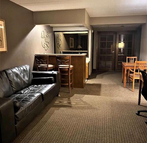 Люкс, Best Western Plus Kelly Inn