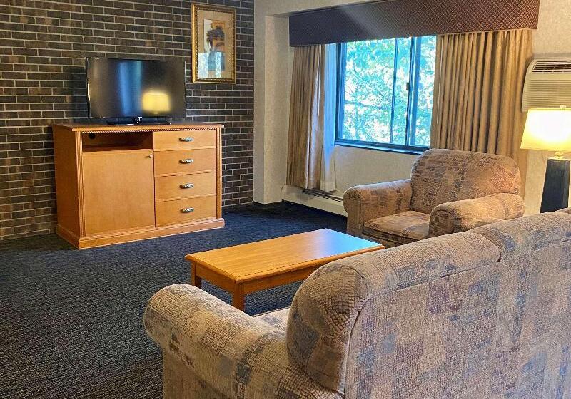 Люкс Кровать Кинг, Best Western Plus Kelly Inn