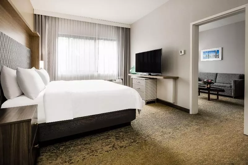 Sviitti King-vuode, Holiday Inn Long Island Islip Arpt East, An Ihg