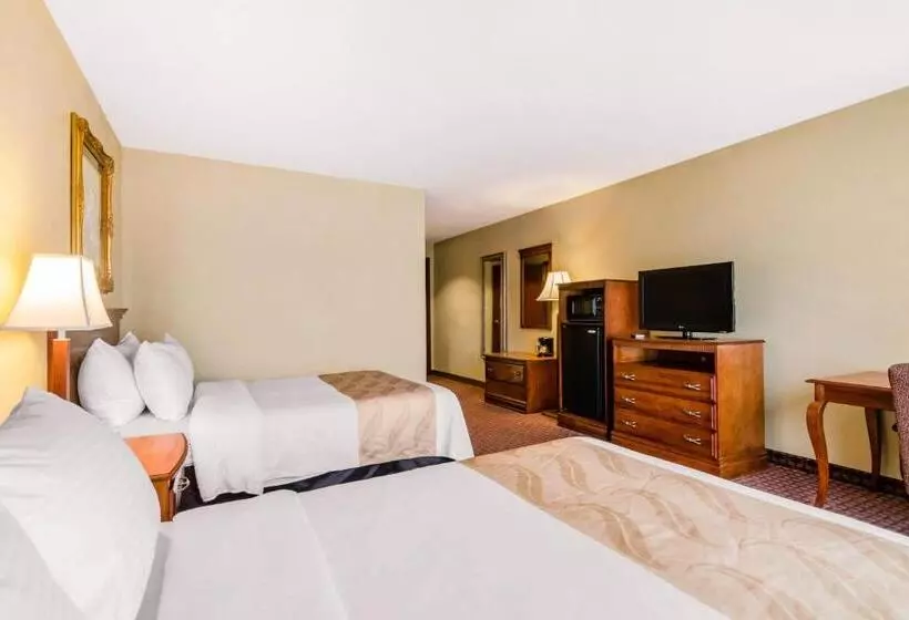 اتاق استاندارد, Quality Inn & Suites Carthage Near Precious Moments Chapel