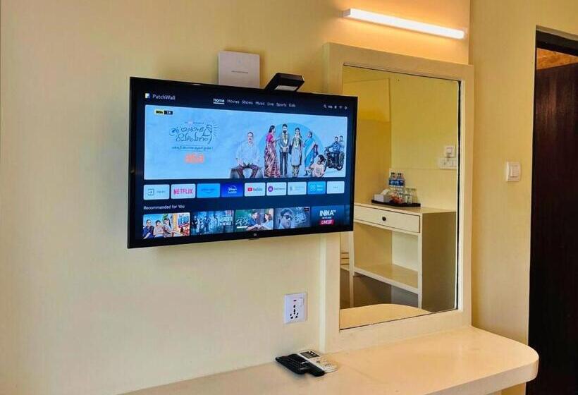 اتاق استاندارد سه نفره, Peaceland Lumbini