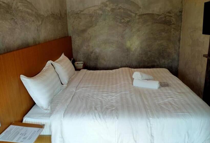 스탠다드 룸 킹사이즈 침대, Rick Resort Teluk Intan