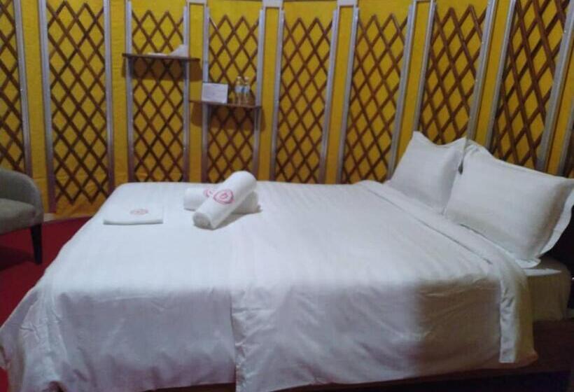 디럭스 룸, Rick Resort Teluk Intan