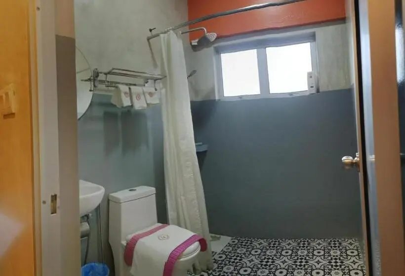 スーペリアトリプルルーム, Rick Resort Teluk Intan