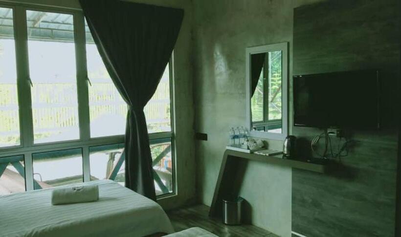 Pokój Superior Trzyosobowy, Rick Resort Teluk Intan