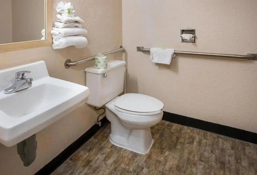 身障者適用スタンダードルーム, Knights Inn Grand Rapids East Airport