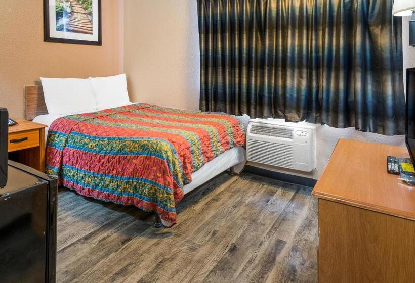 适合残疾人使用的标准间, Knights Inn Grand Rapids East Airport