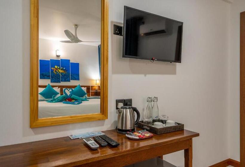 اتاق لوکس, Ithaa Dhigurah