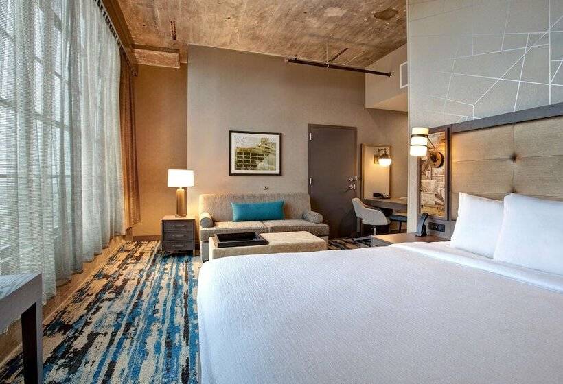 Standard Studio Dobbeltseng, Embassy Suites By Hilton Rockford Riverfront