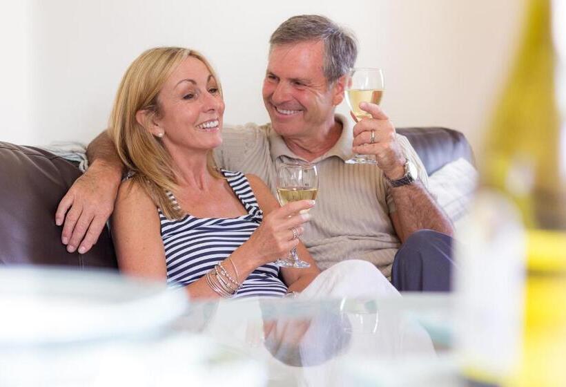 דירת קומפורט חדר שינה 1, The Bay Filey