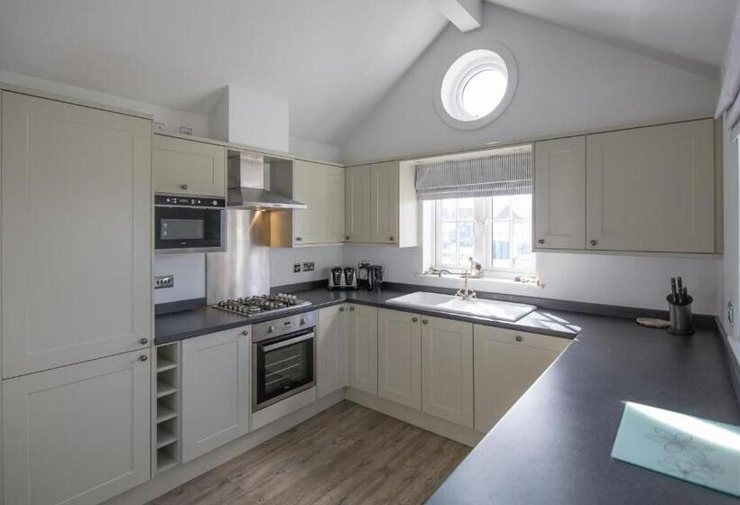 בית, חדר שינה 1, The Bay Filey