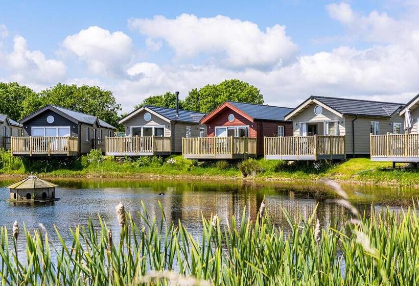 חדר משפחתי, The Bay Filey