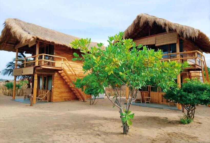 Номер Стандарт Вид на Море с Балконом, Whisky Point Resort