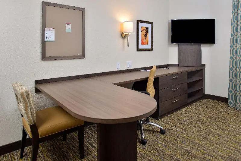 スタンダードスタジオ, Candlewood Suites   Lodi, An Ihg