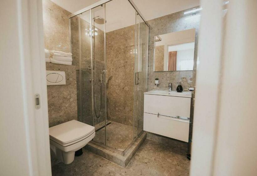 스탠다드 싱글 룸, Marabella